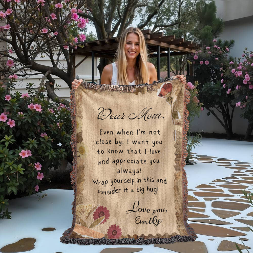 Personalized To My Mom Heirloom Woven Blanket Gift For Mother's Day, Birthday, Mommy Gift from Daughter and Son, Custom Mom Letter Blanket